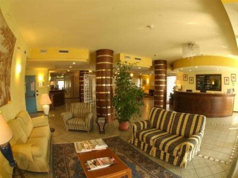 Hotel Donizetti Lallio Exterior foto